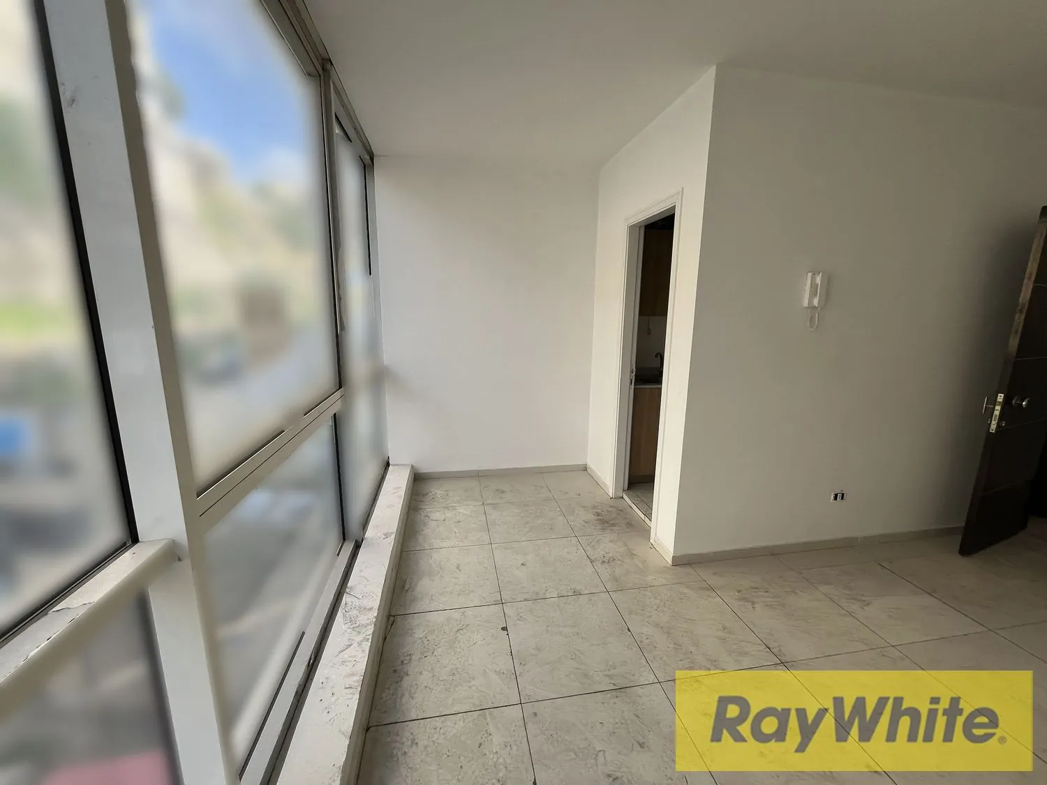 Office For Rent In Mansourieh – 70 Sqm — الصورة 4