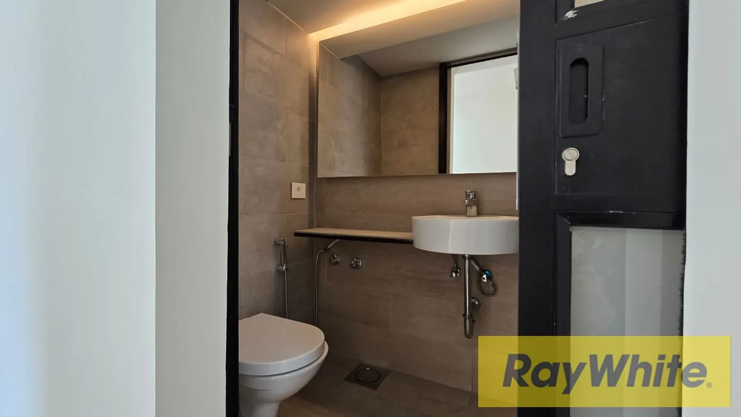 Apartment For Rent In Achrafieh – Fassouh – 90 Sqm | Furnished — photo 4