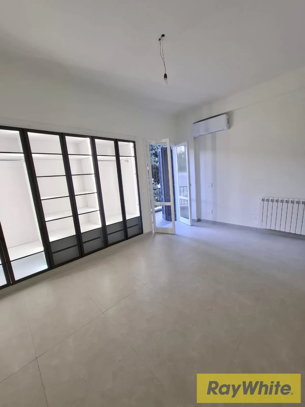 Apartment For Sale In Mansourieh – 180 Sqm | Fully Renovated