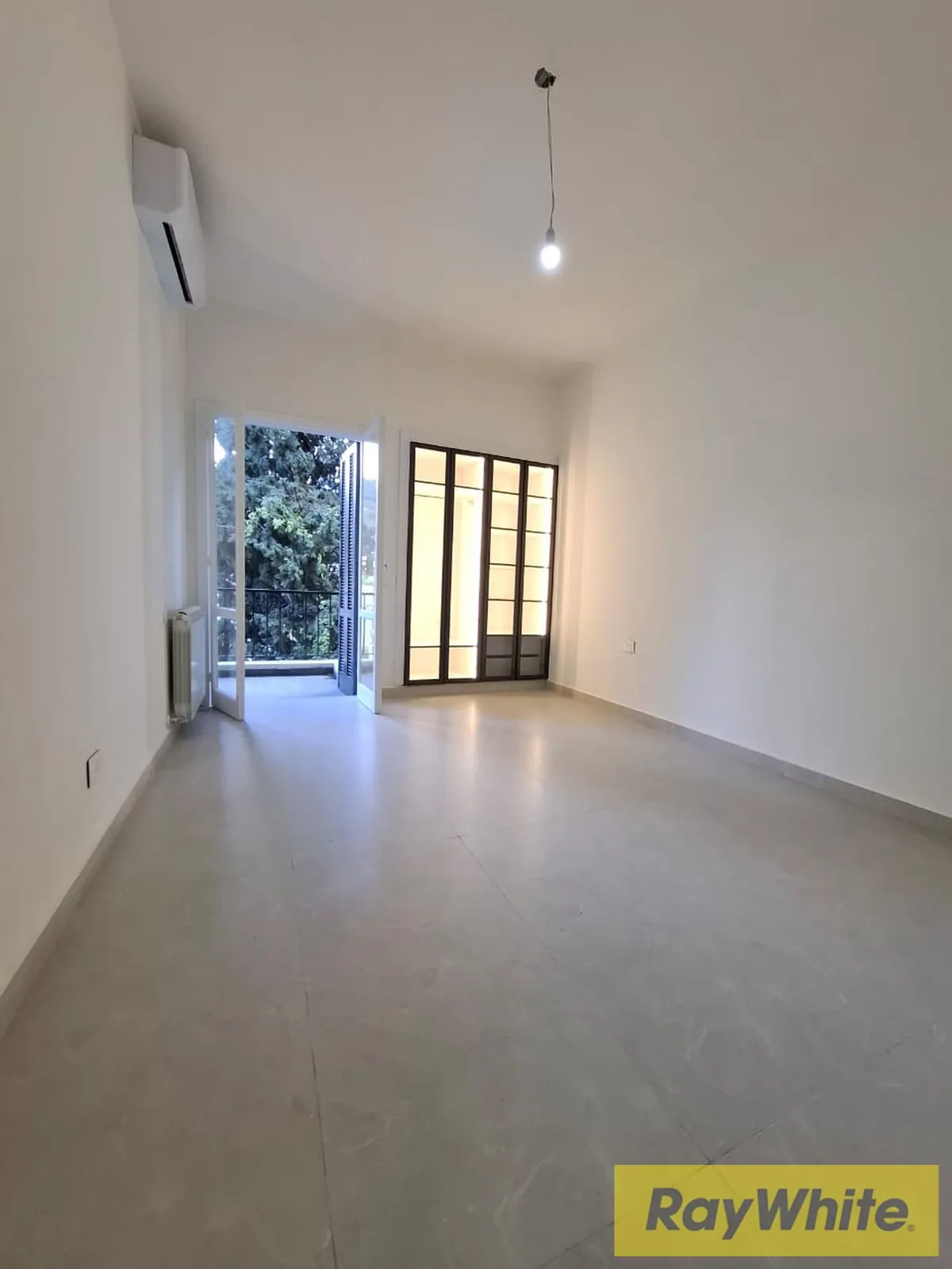 Apartment For Sale In Mansourieh – 180 Sqm | Fully Renovated — photo 2