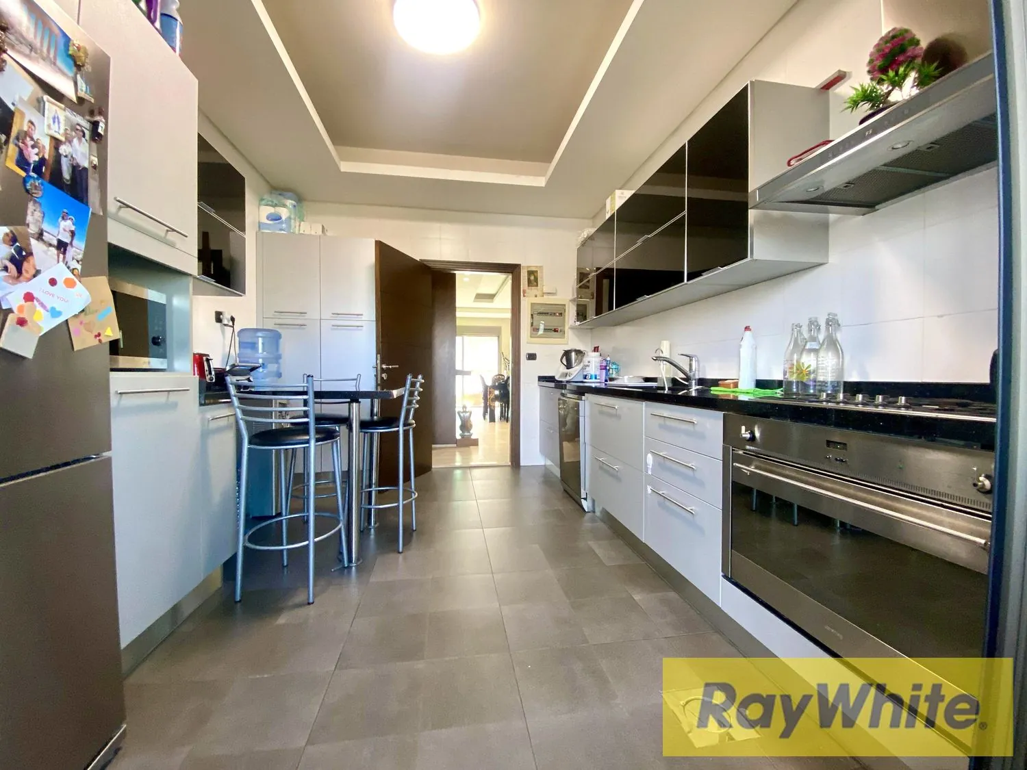 Apartment For Sale In Jdeideh – 170 Sqm — الصورة 2