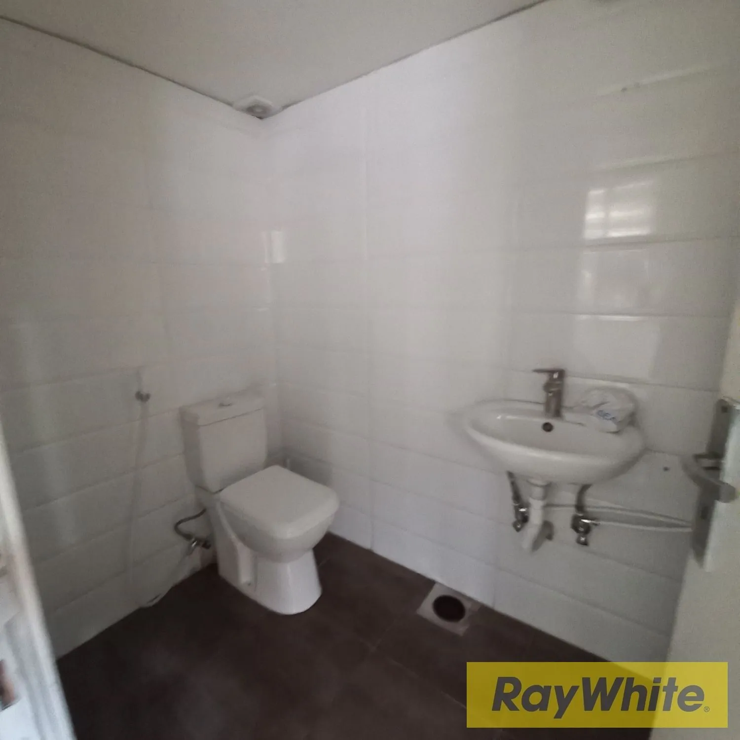 Good Location – Office In Zalka For Rent — الصورة 5