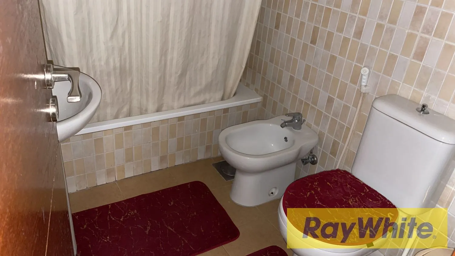 Furnished Apartment For Rent In Antelias | Sea View — الصورة 3