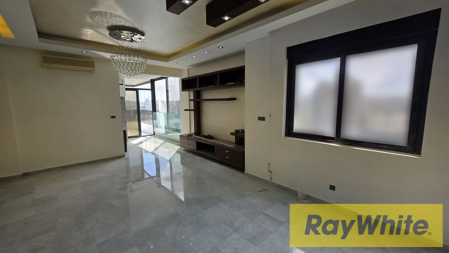 Apartment For Sale In Horch Tabet — photo 2