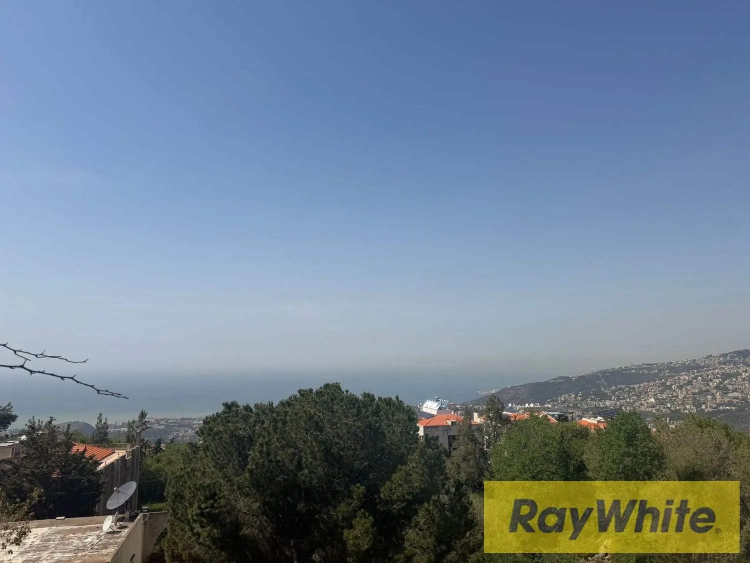 Apartment For Sale In Kornet Chehwane – 270 Sqm | Terrace