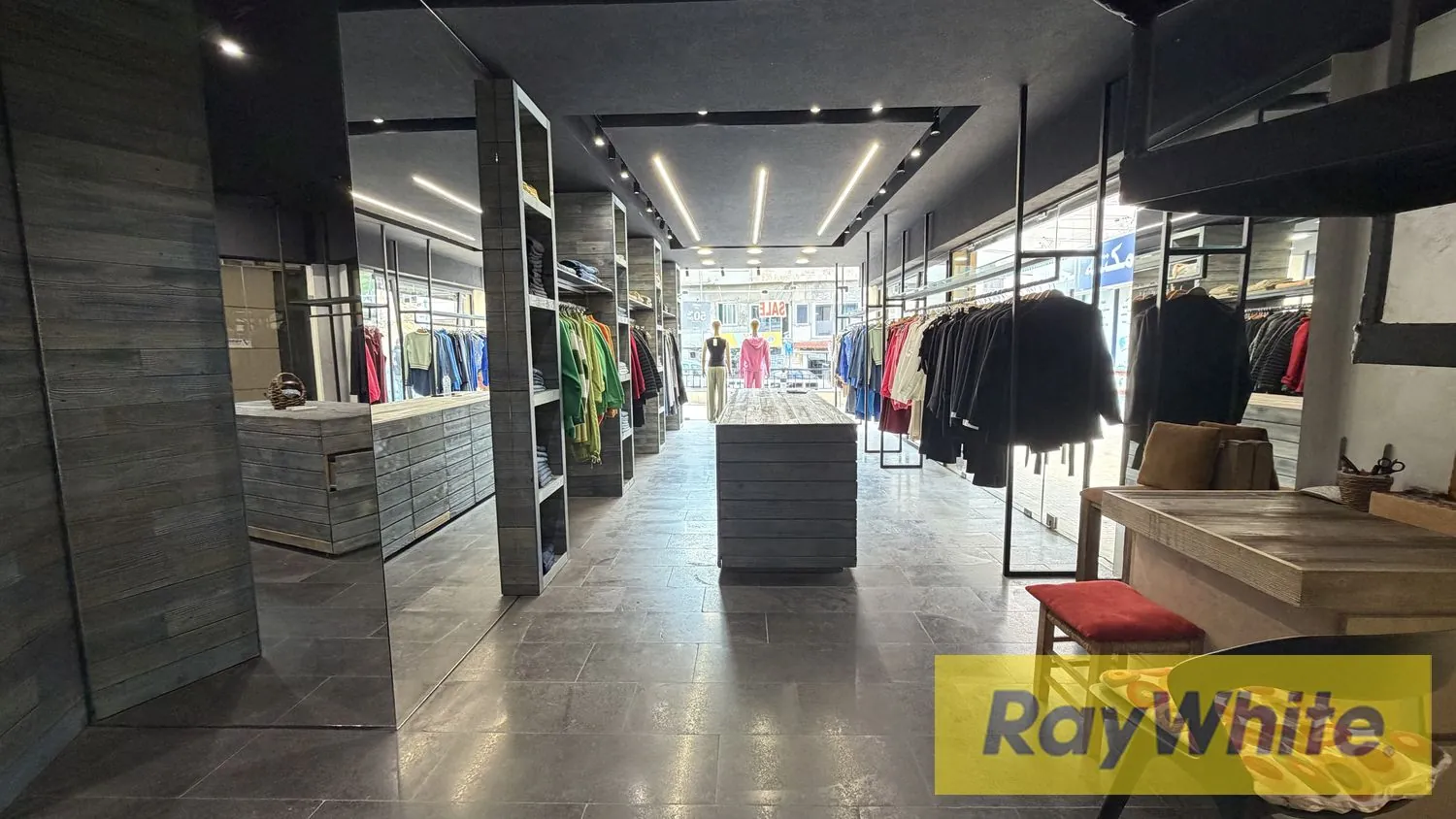 Shop For Rent In Jbeil