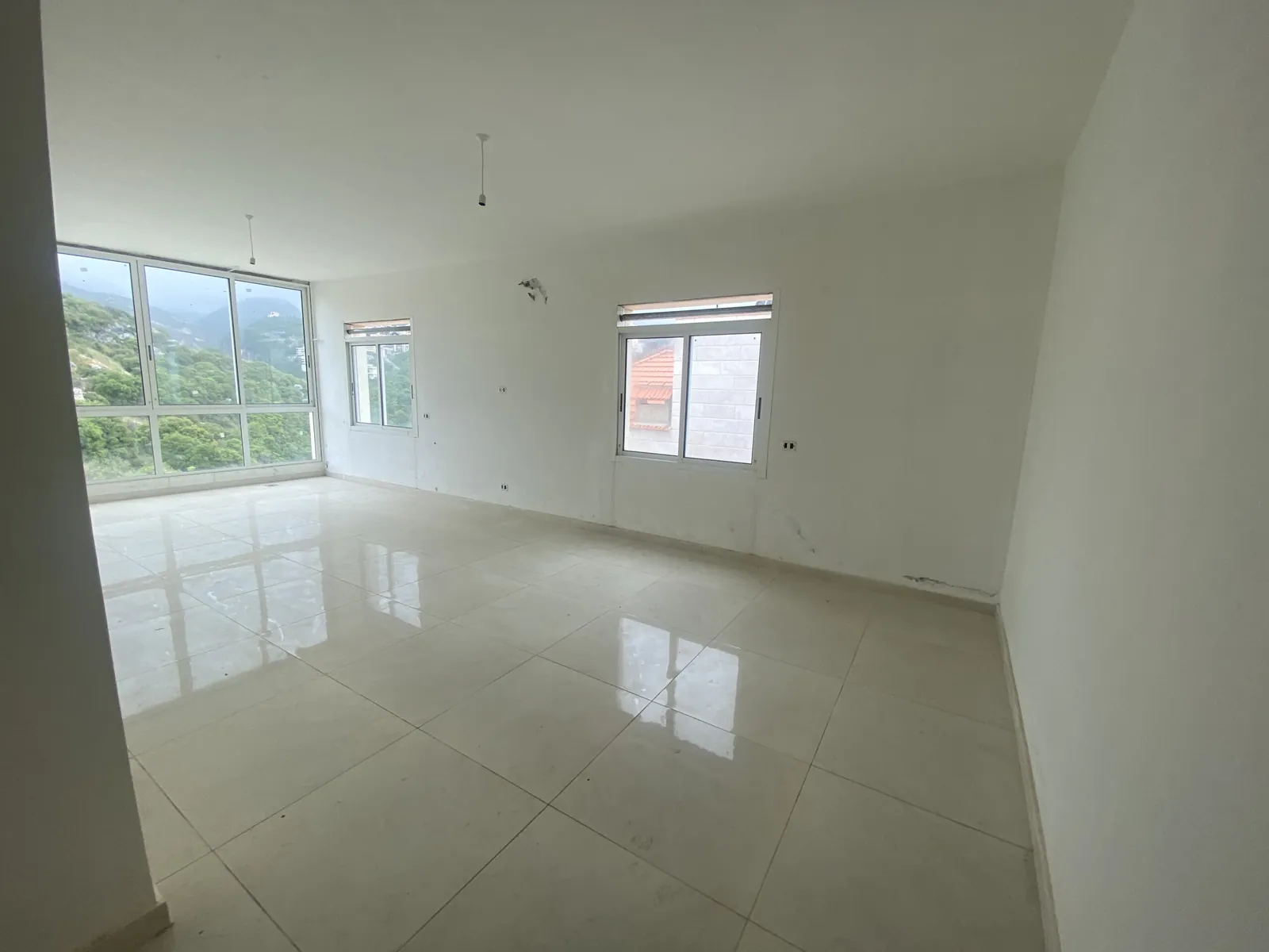 Apartment For Sale In Tilal Edde Jbeil — الصورة 5