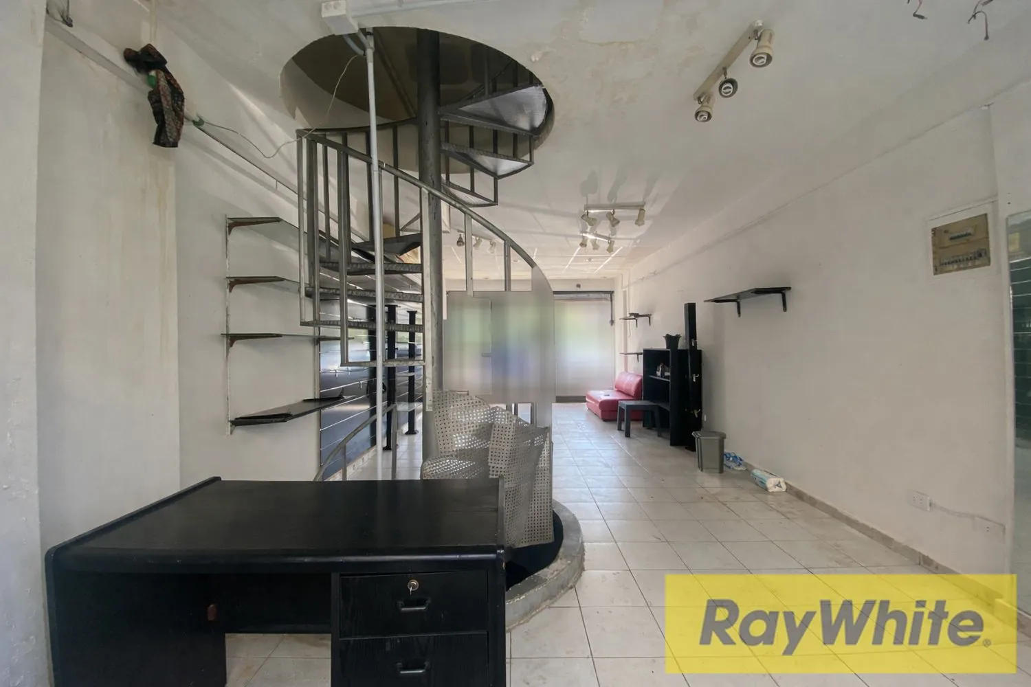 Shop For Sale In Baouchriyeh — الصورة 2