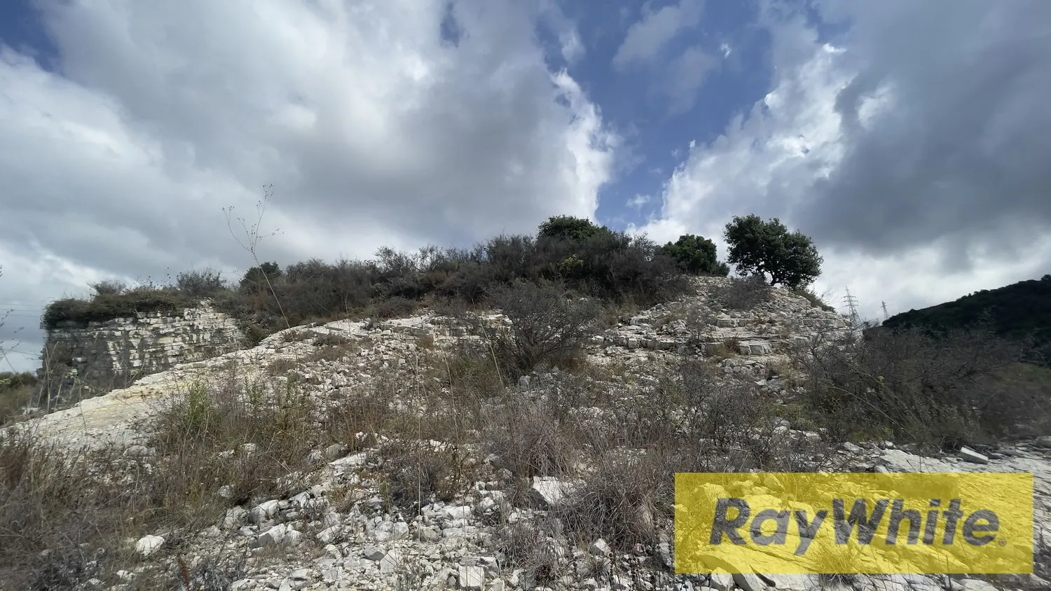 Land For Sale In Fidar Jbeil — الصورة 2