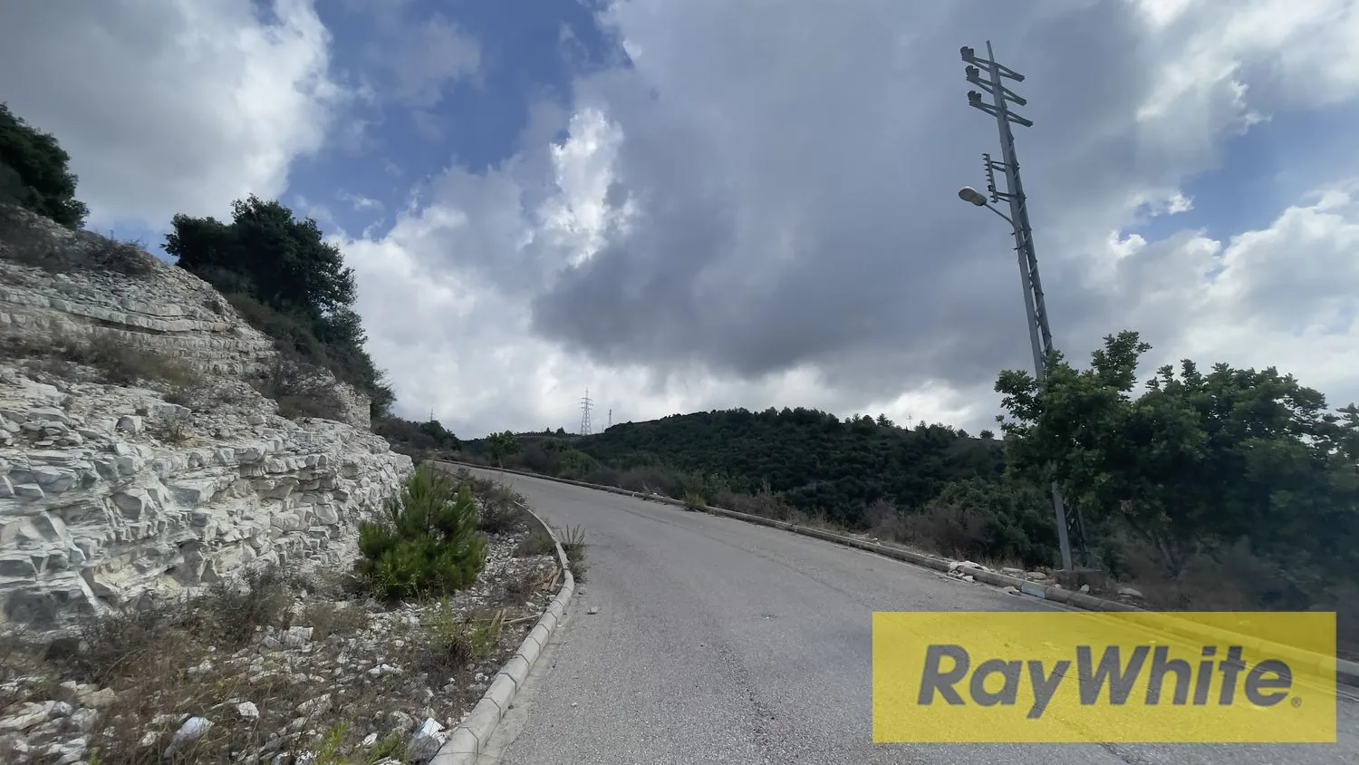 Land For Sale In Fidar Jbeil — الصورة 3