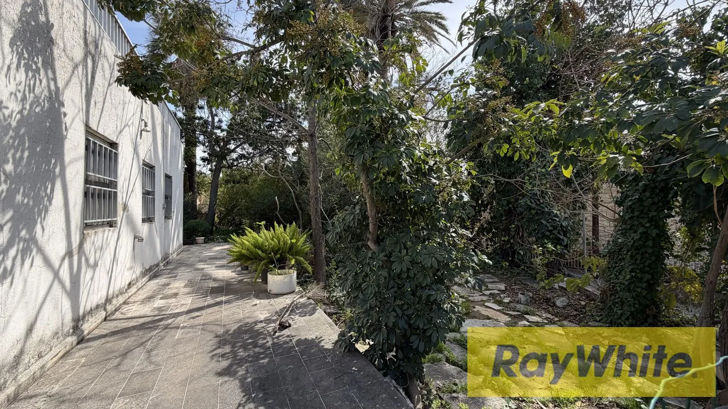 Stand Alone House For Sale In Amchit Jbeil