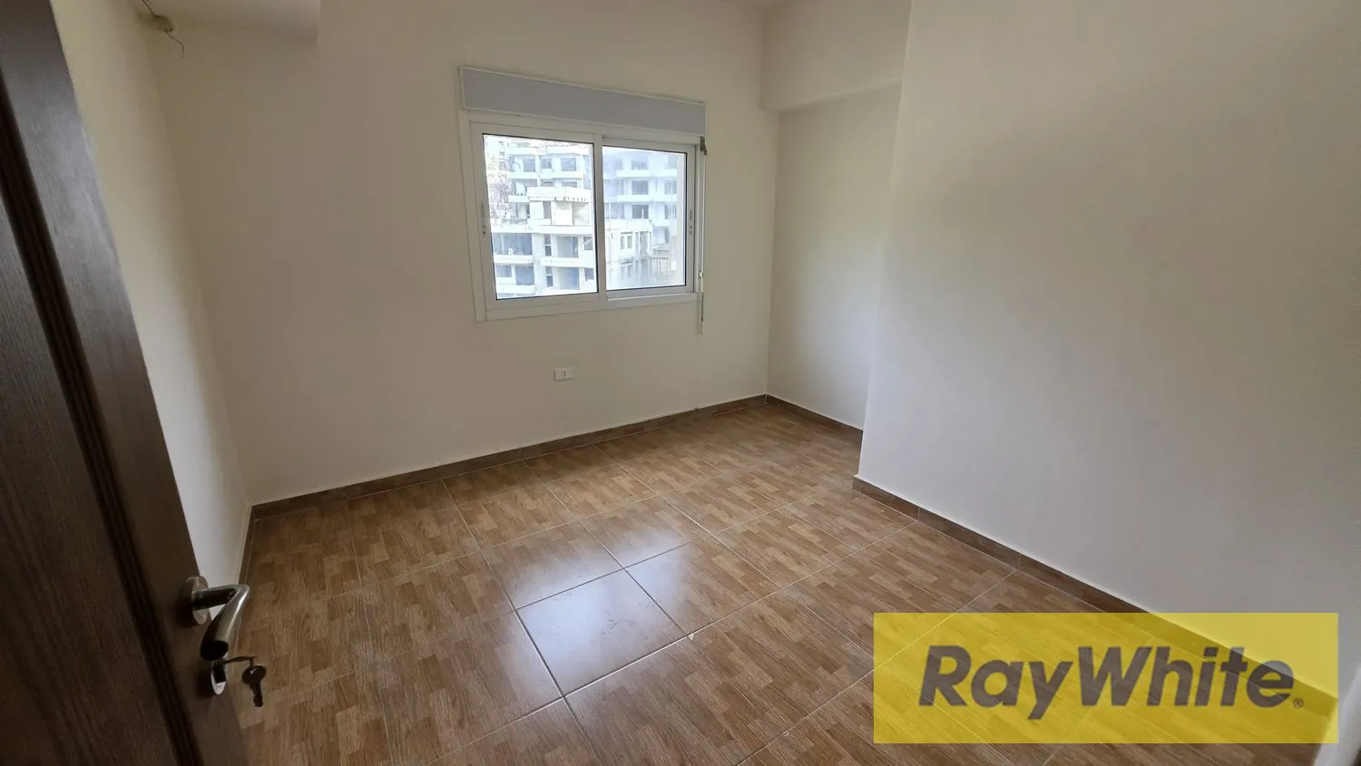 Apartment For Sale In Nahr Ibrahim Jbeil — الصورة 3