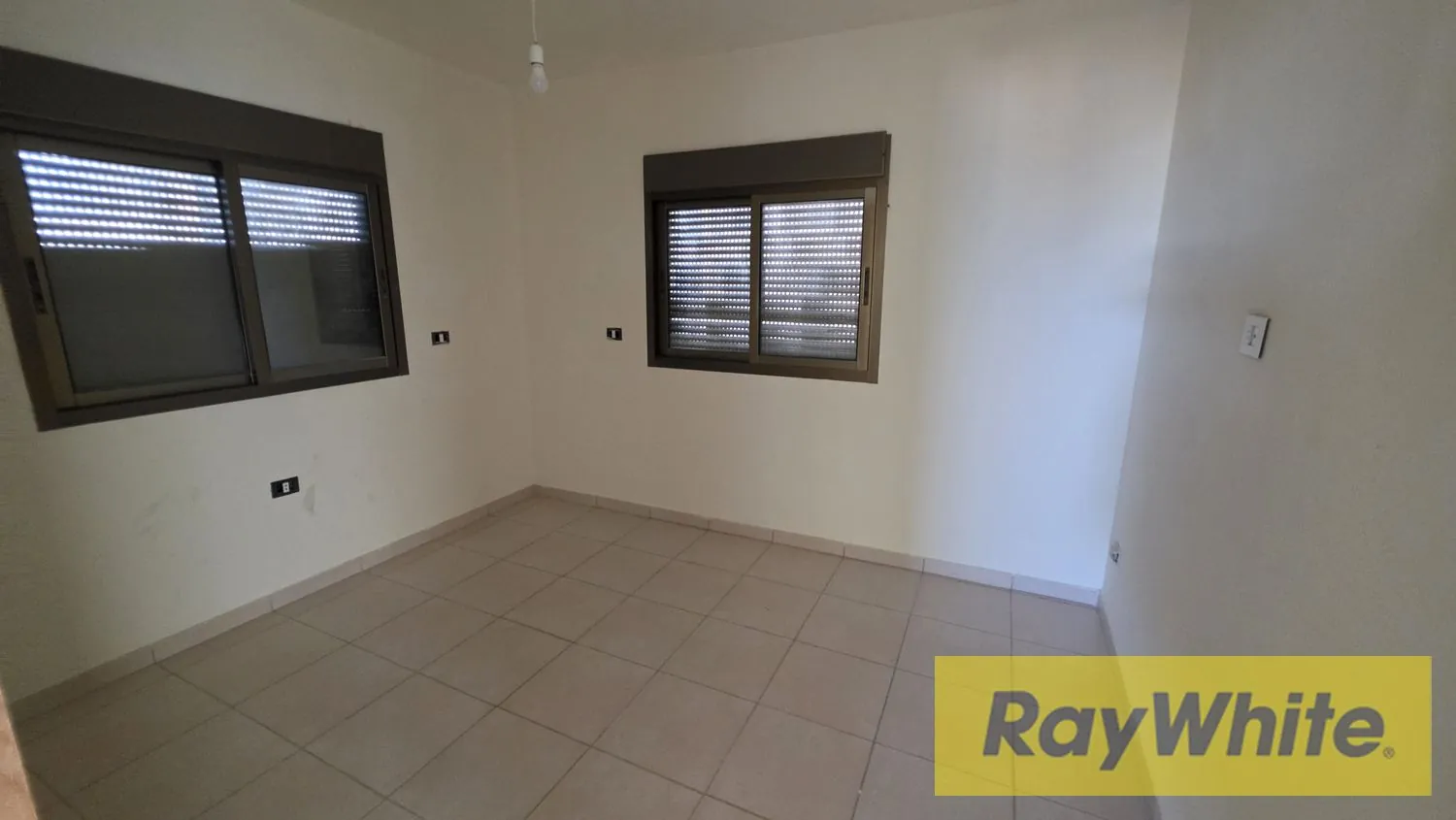 Duplex Apartment For Sale In Jbeil — الصورة 5