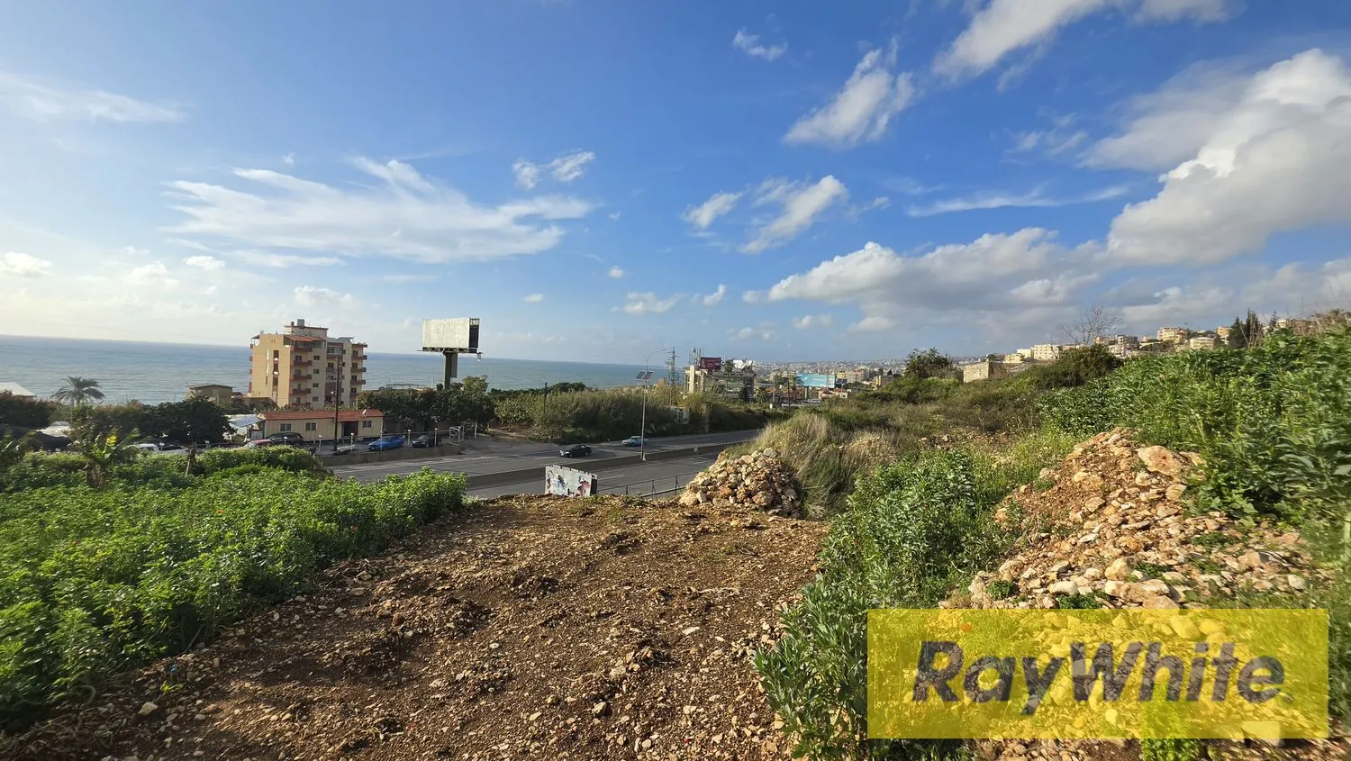 Land For Sale In Halat Jbeil — الصورة 4