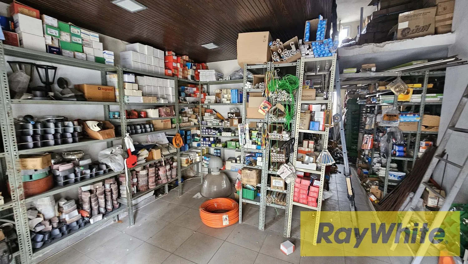 Duplex Shop For Sale In Ghadir