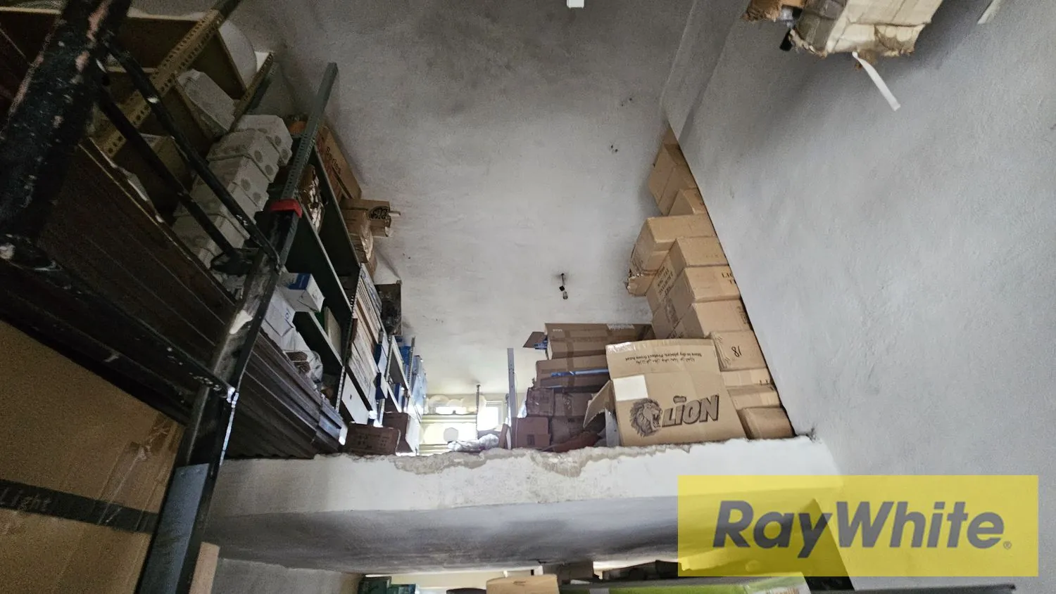 Duplex Shop For Sale In Ghadir — الصورة 2