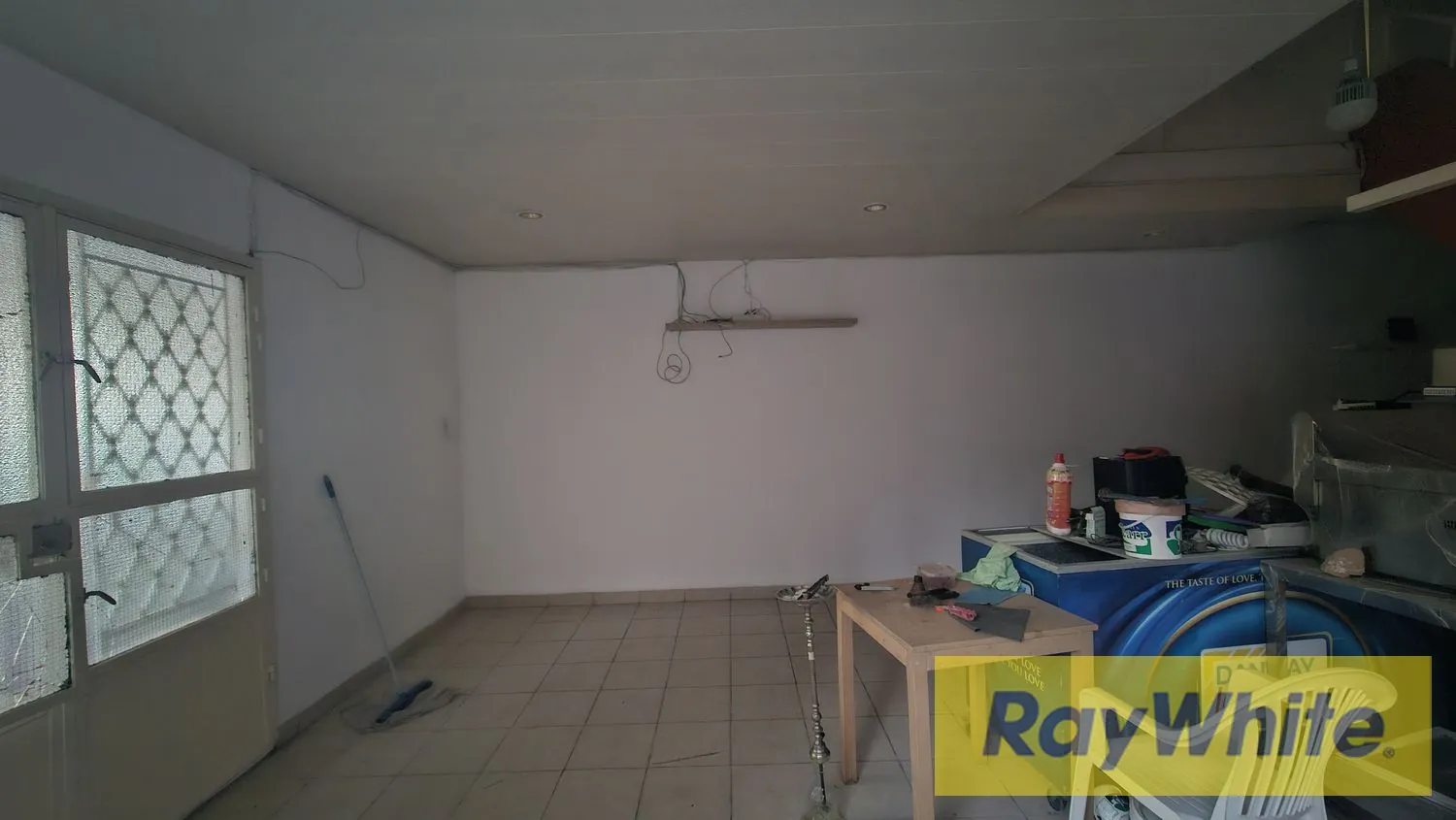 Shop For Sale In Amchit Jbeil — الصورة 2