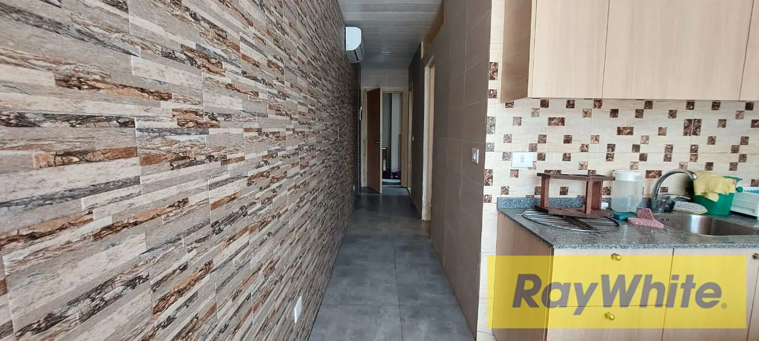 Furnished Chalet For Sale In Bouar — الصورة 4