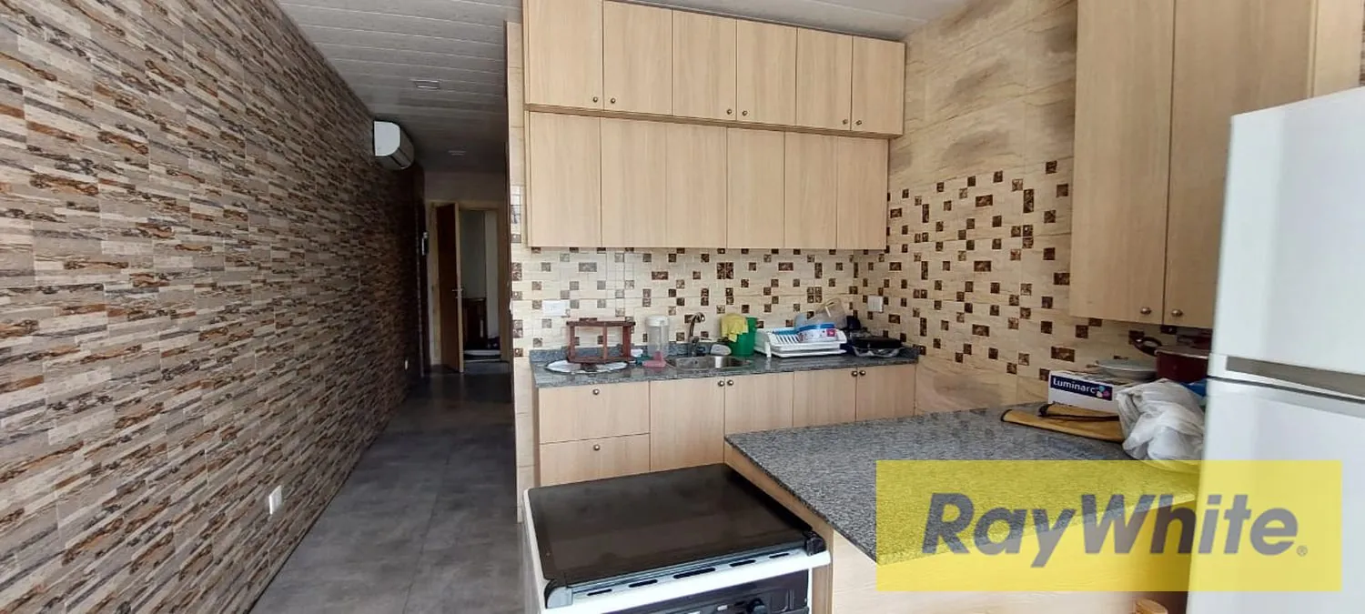 Furnished Chalet For Sale In Bouar — الصورة 5