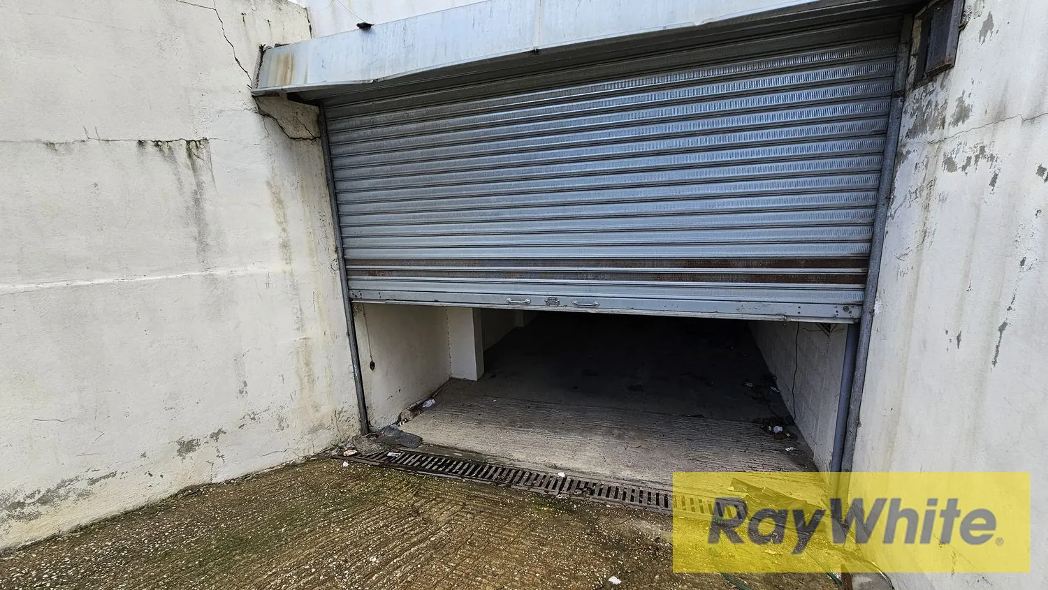 Warehouse For Rent In Kfaryassine