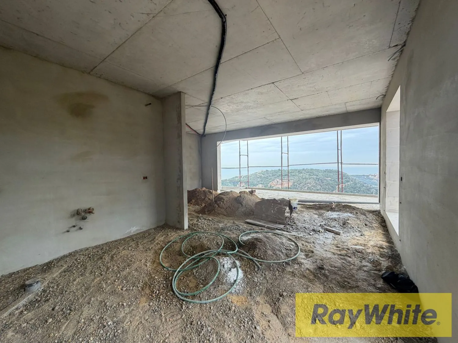 Apartment For Sale In Broummana – Under Construction