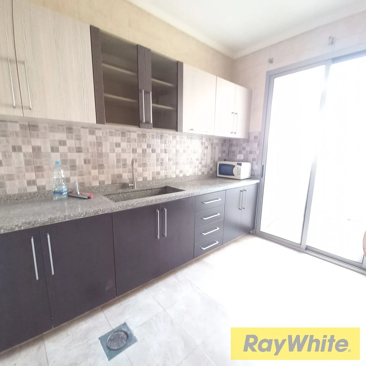 New Apartment With Sea View In Antelias For Sale — الصورة 5