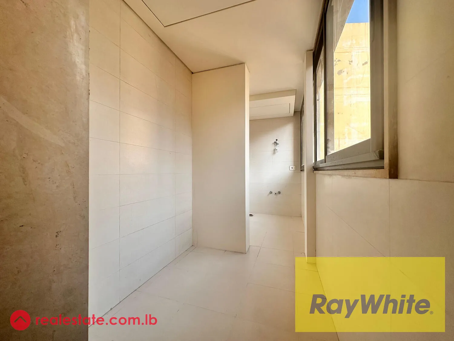 Apartment For Sale In Burj Al-murr — الصورة 2