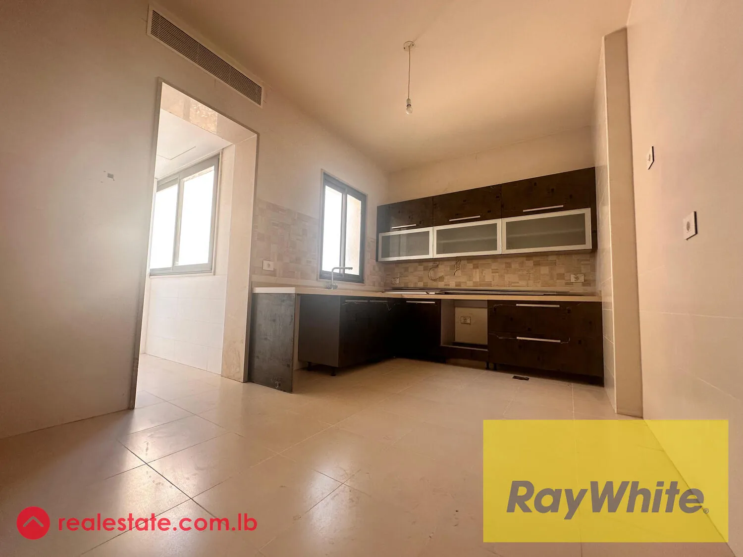 Apartment For Sale In Burj Al-murr — الصورة 5