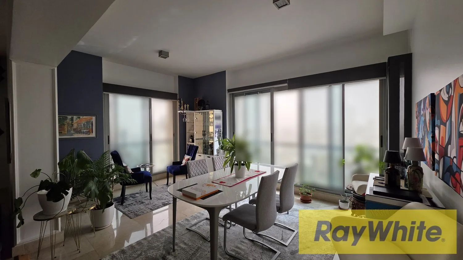 Luxury Furnished Apartment For Sale In Achrafieh — الصورة 4