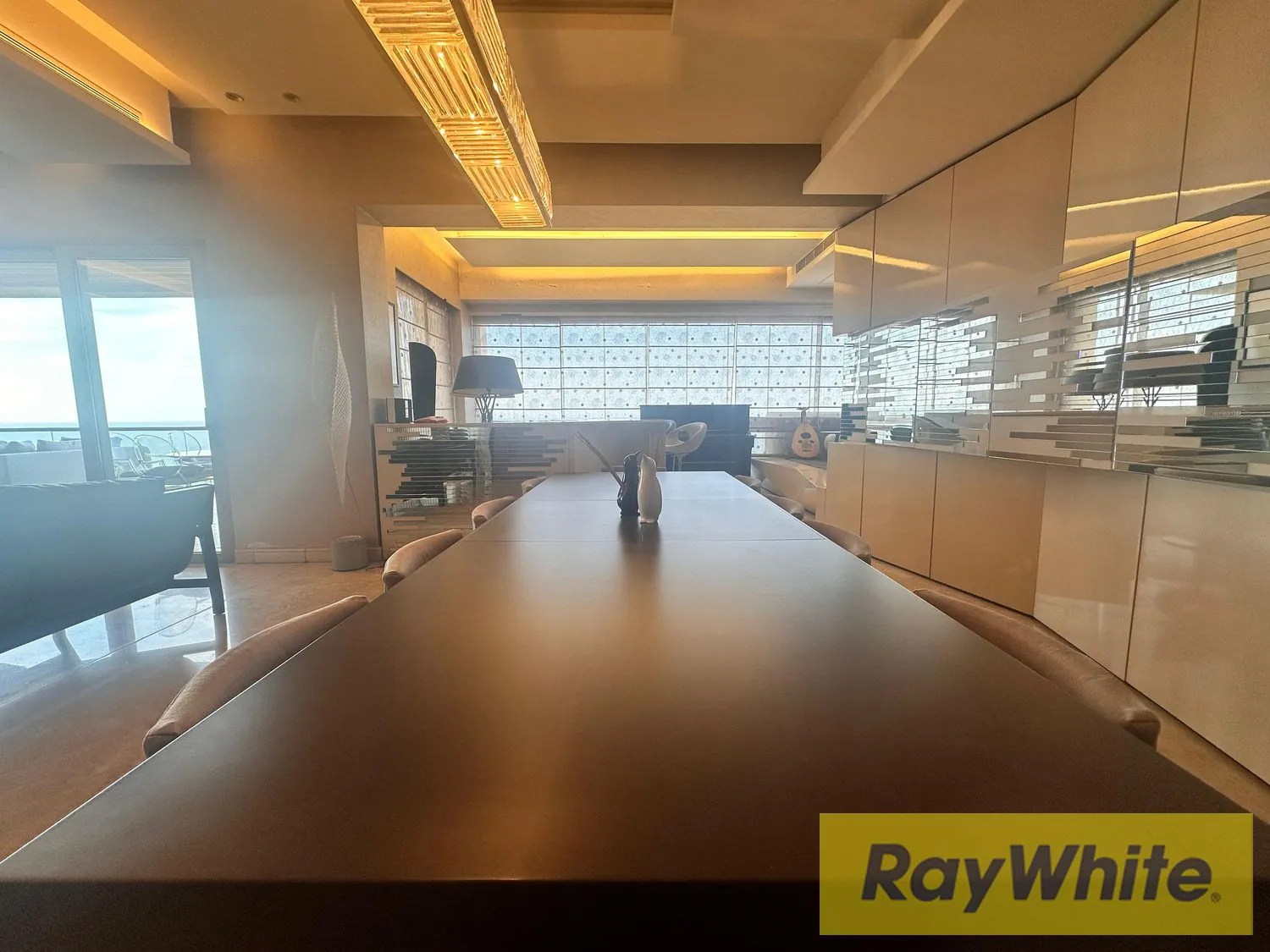Luxury Full Floor Apartment For Sale — الصورة 3