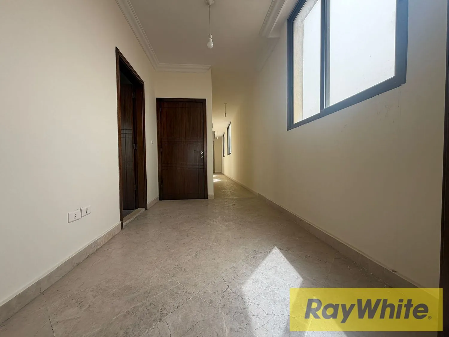 Apartment For Sale In Mar Elias — الصورة 2