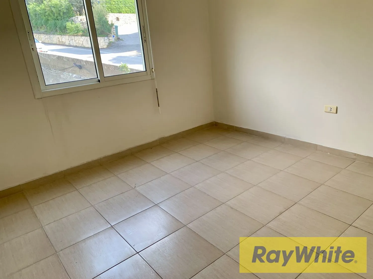 Apartment For Sale In Hosrayel Jbeil — photo 2