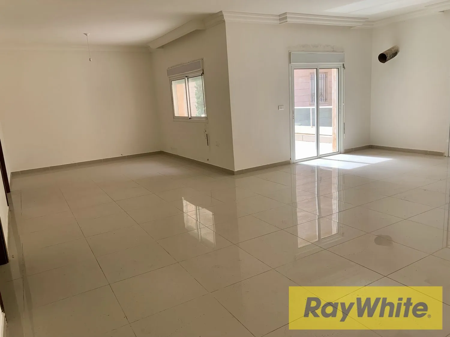 Duplex Apartment For Sale In Amchit Jbeil — الصورة 2