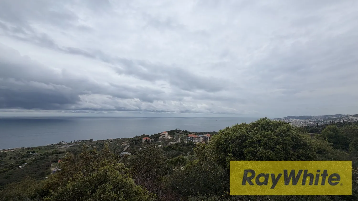 Land For Sale In Barbara Jbeil — الصورة 2