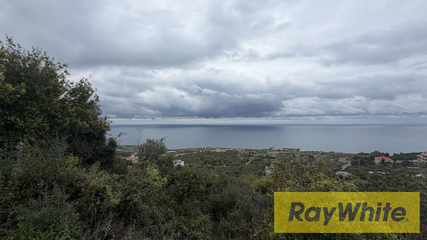 Land For Sale In Barbara Jbeil — الصورة 3