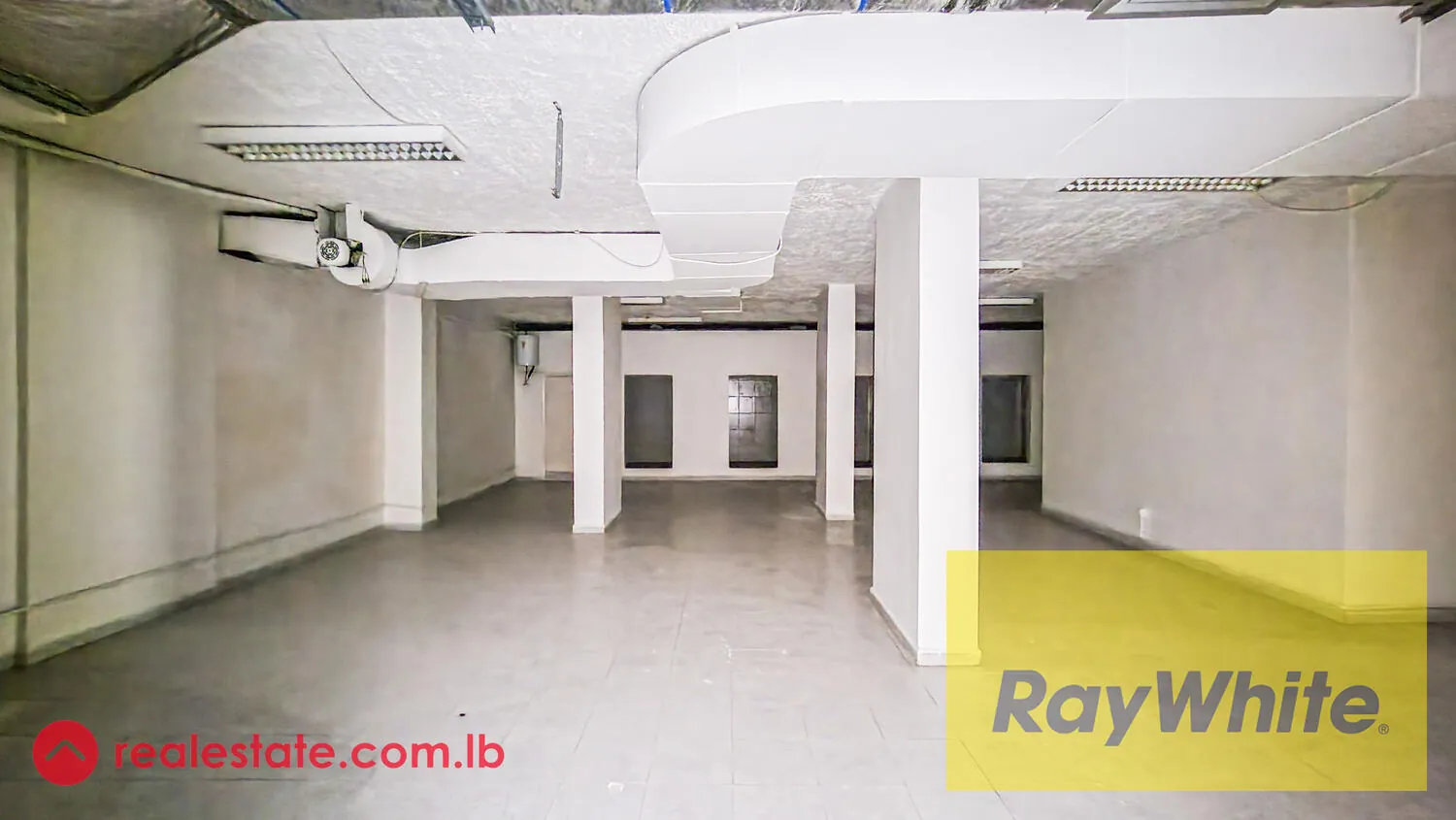 Shop For Rent In Achrafieh — الصورة 2