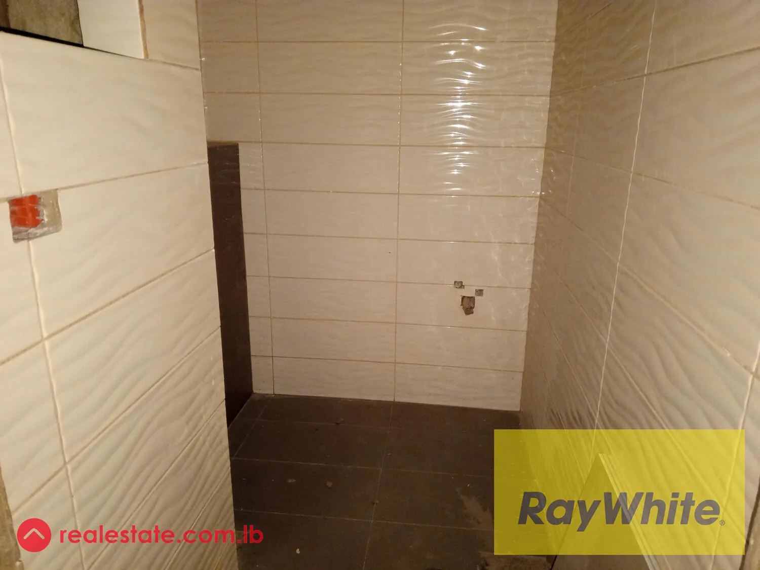 Apartment For Sale In Ain Aalaq — الصورة 2