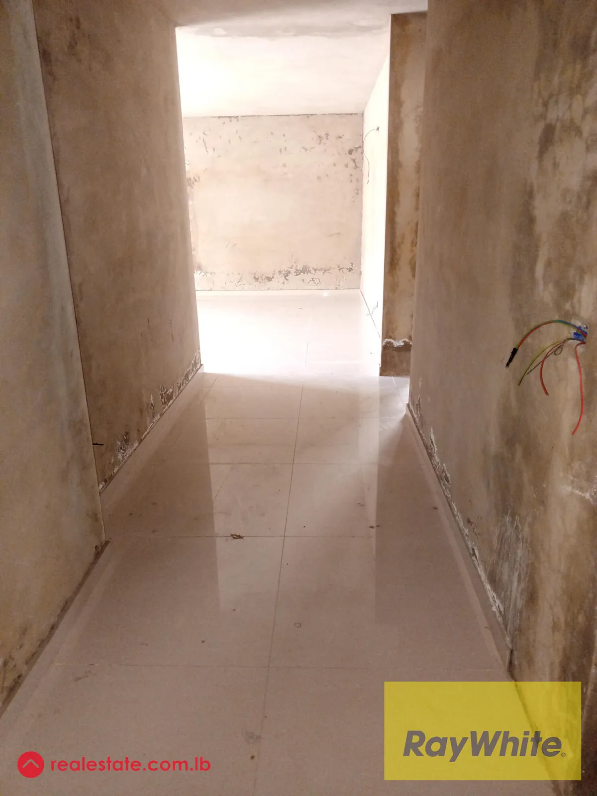 Apartment For Sale In Ain Aalaq — الصورة 3