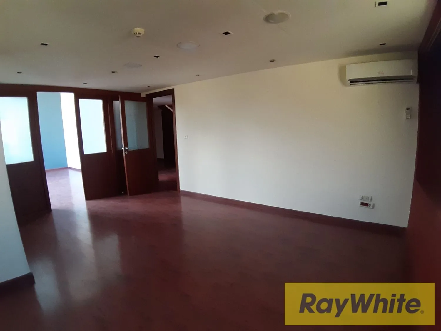 Spacious Duplex Office For Rent In Achrafieh — photo 3