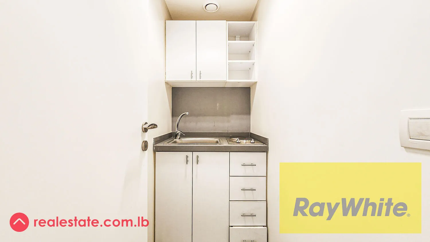 Duplex For Rent In Achrafieh — الصورة 2