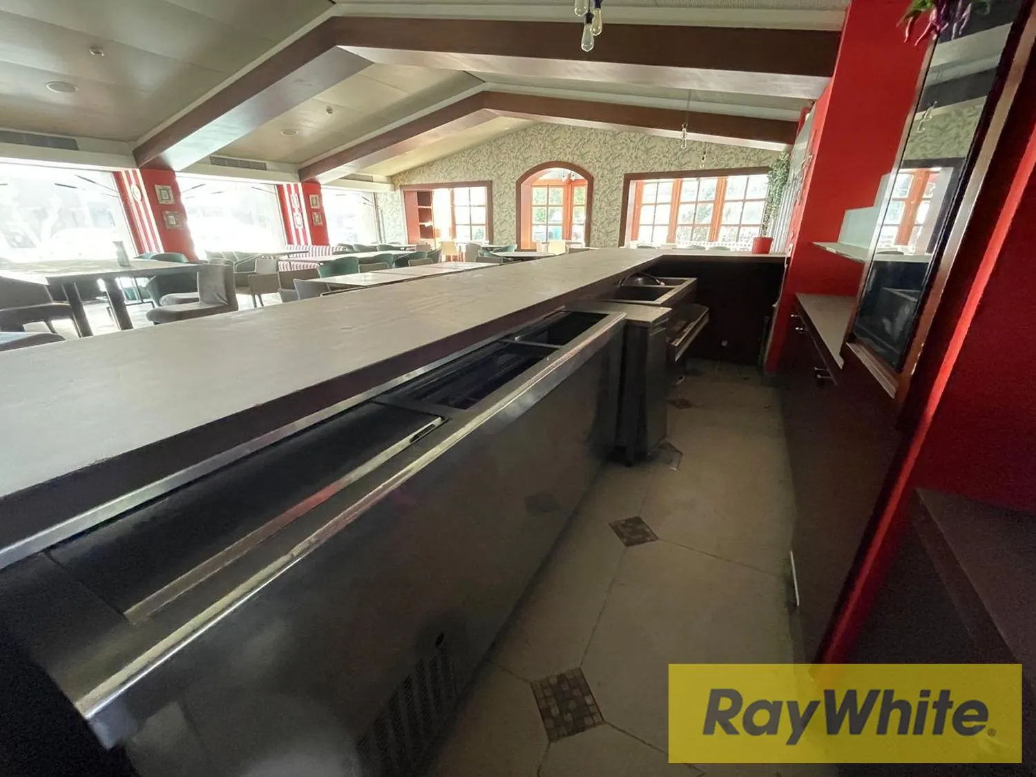 Prime Location Restaurant For Rent In Kaslik – Suitable For Various Concepts — الصورة 3