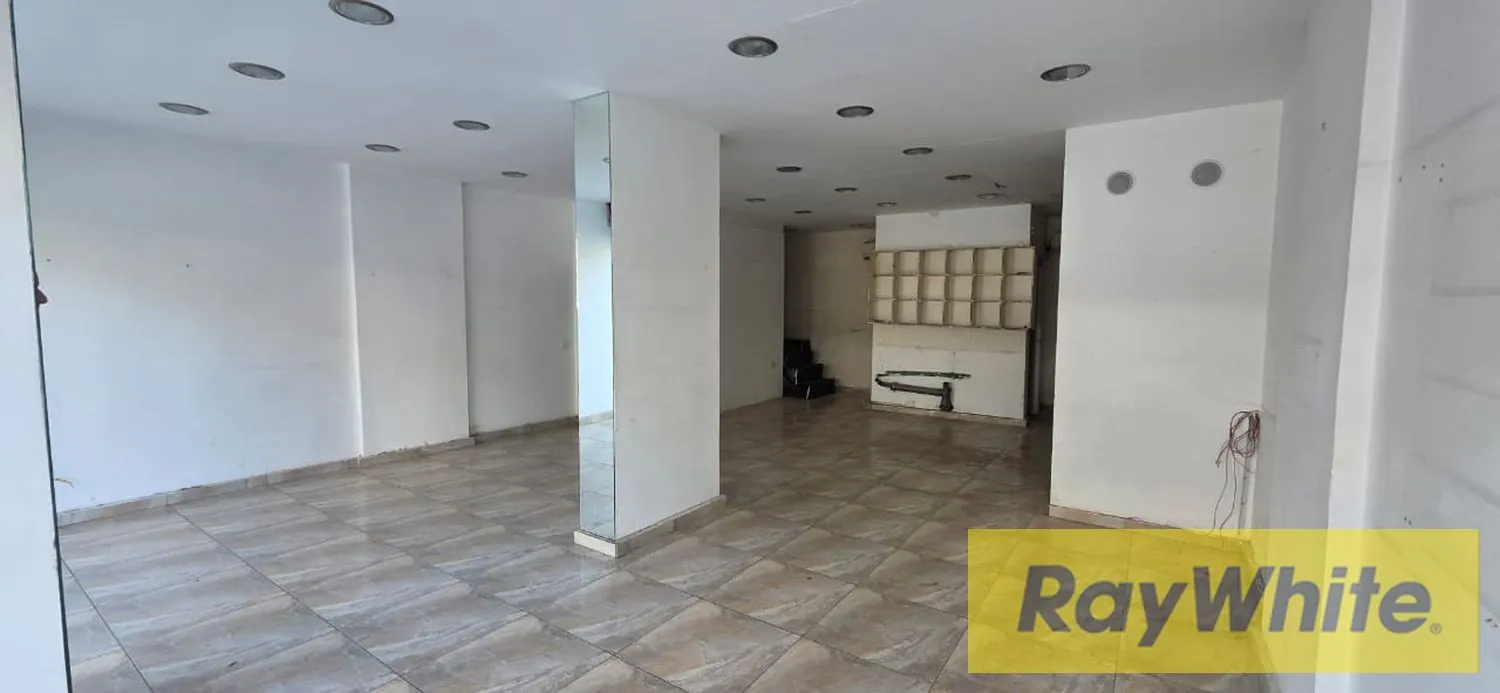 Shop For Sale In Jdeideh -prime Location — الصورة 2