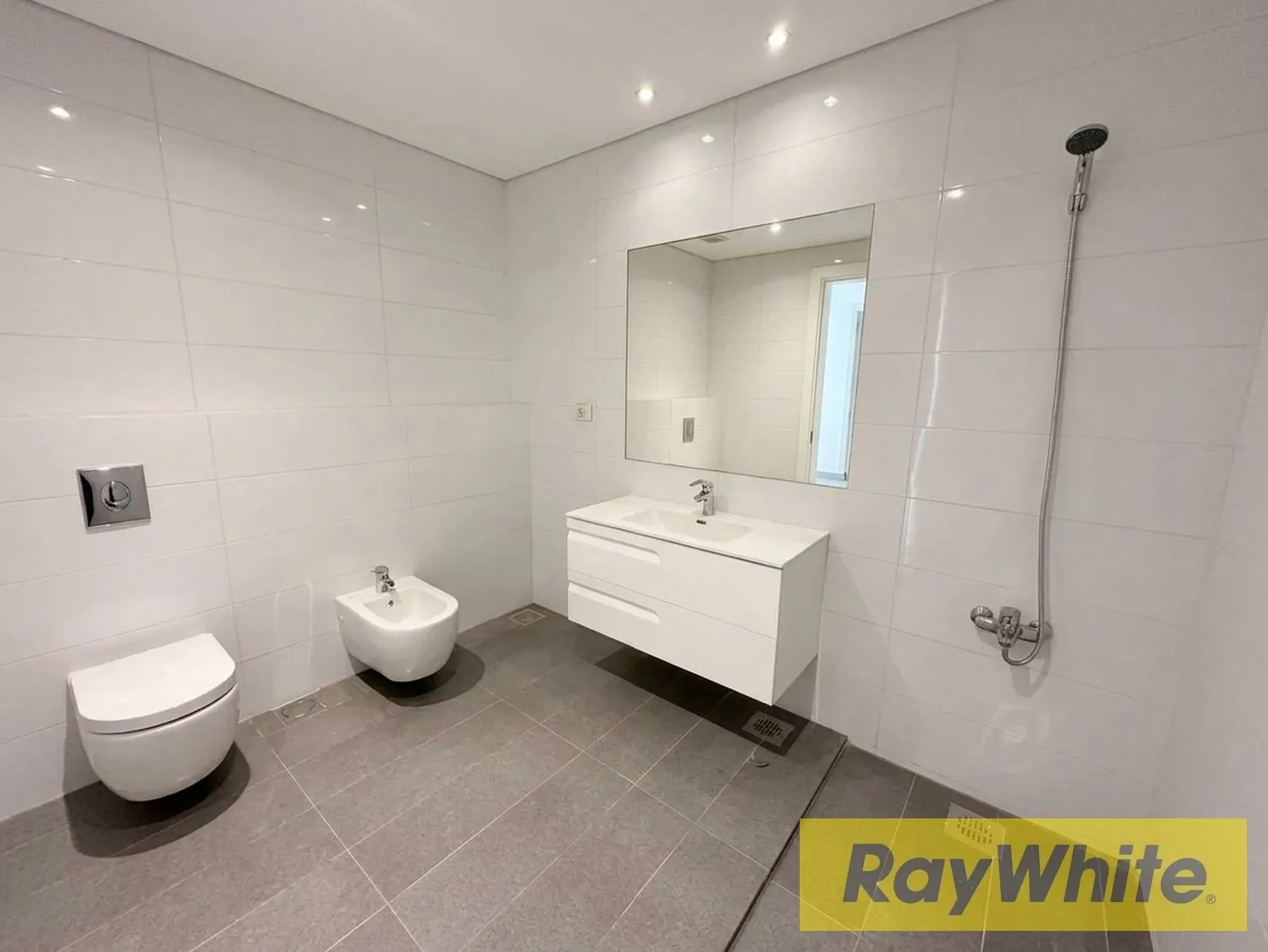 Apartment For Sale In El Biyada – Stunning View — الصورة 2