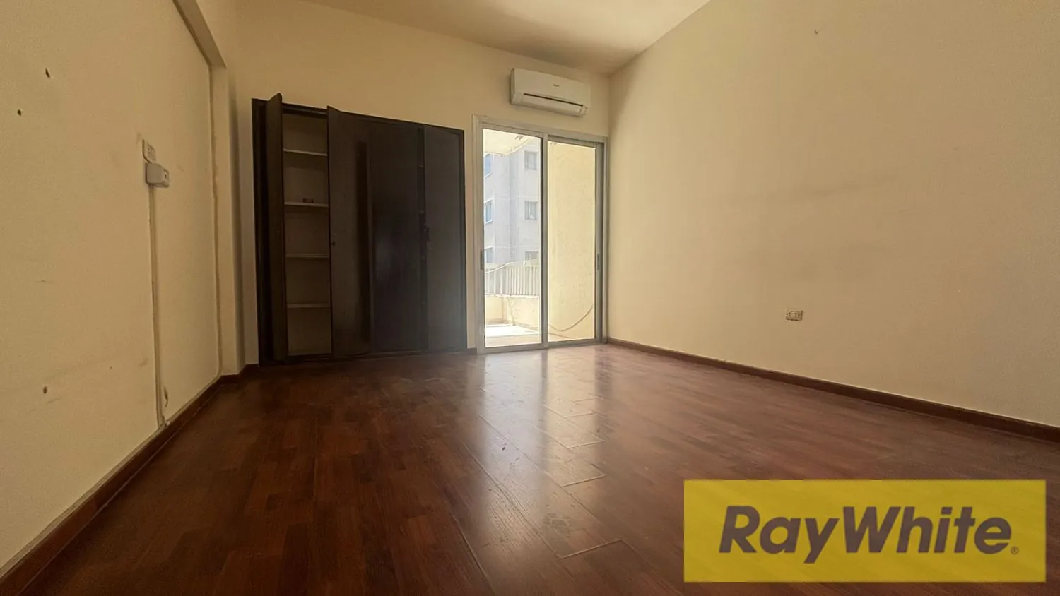 Office Space For Rent In Mazraa — الصورة 1
