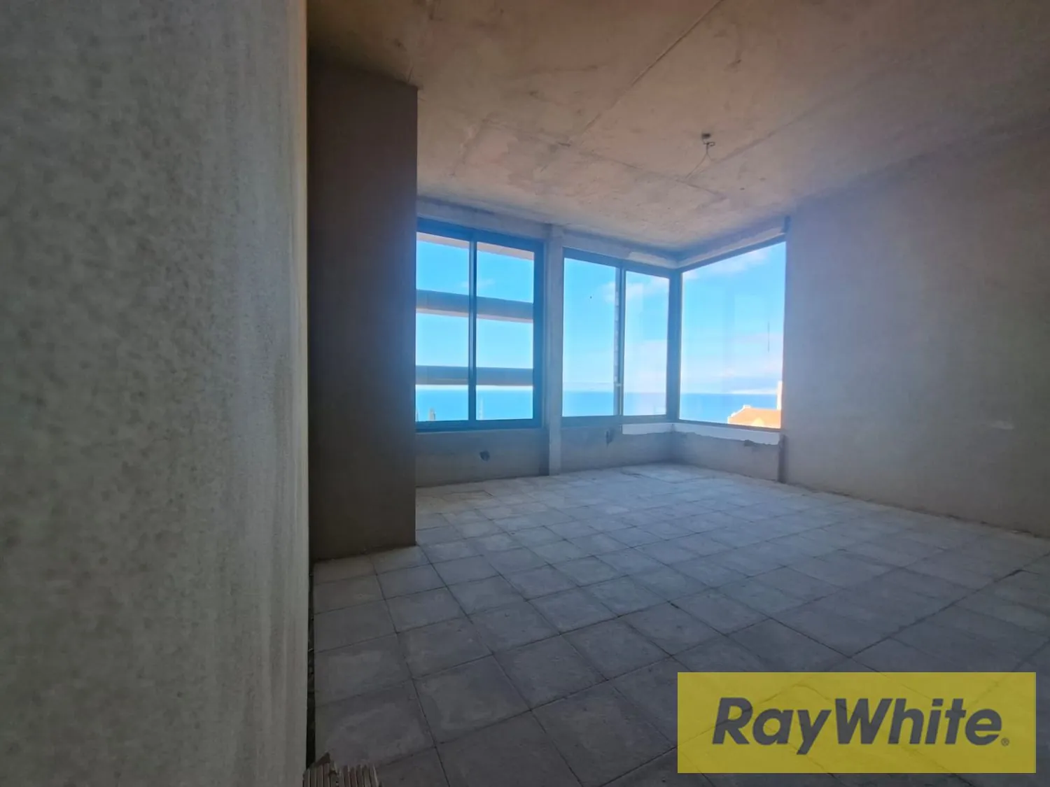 Apartment For Sale In Hamra