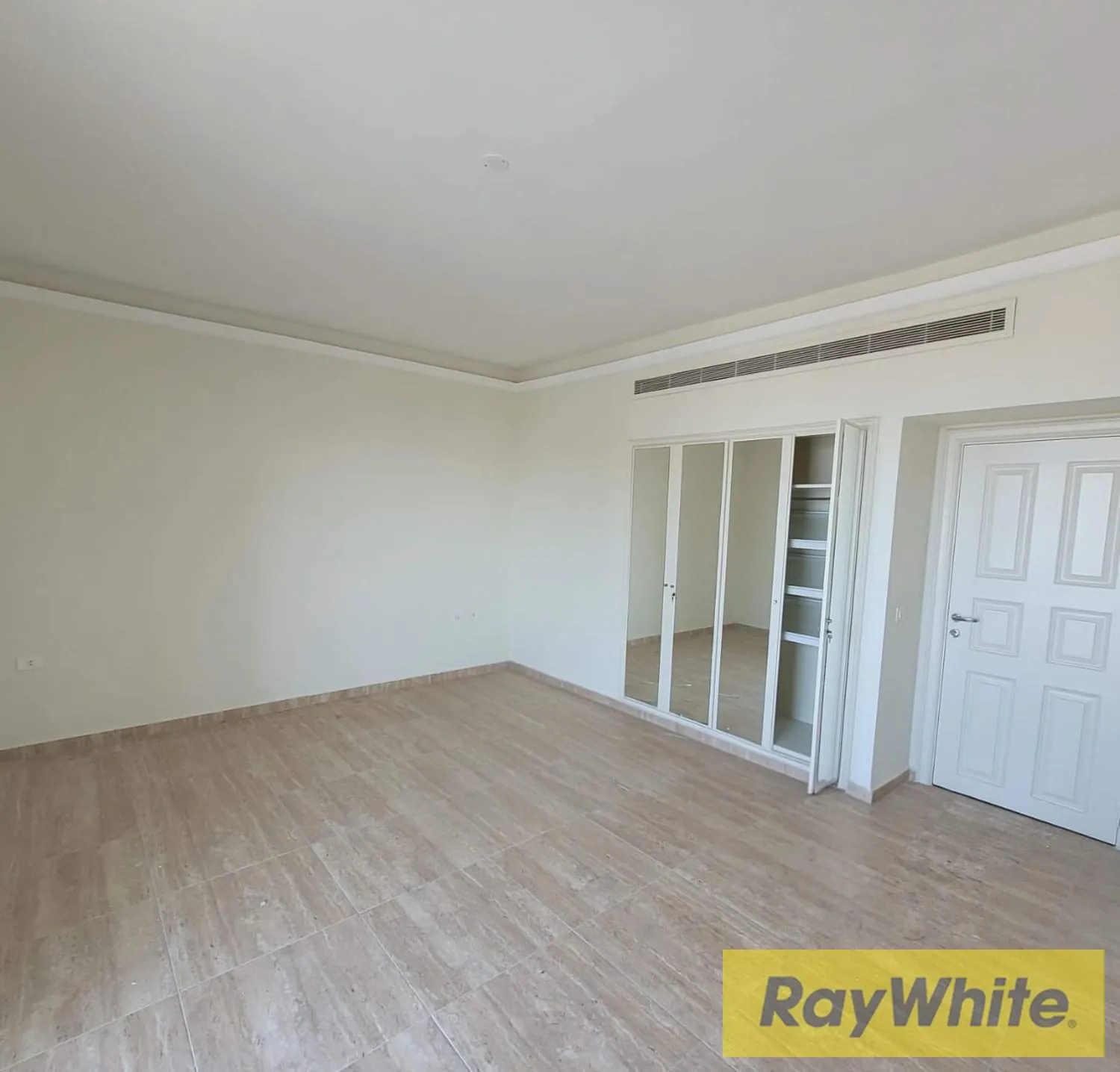 Luxury Apartment For Rent In Achrafieh — photo 2