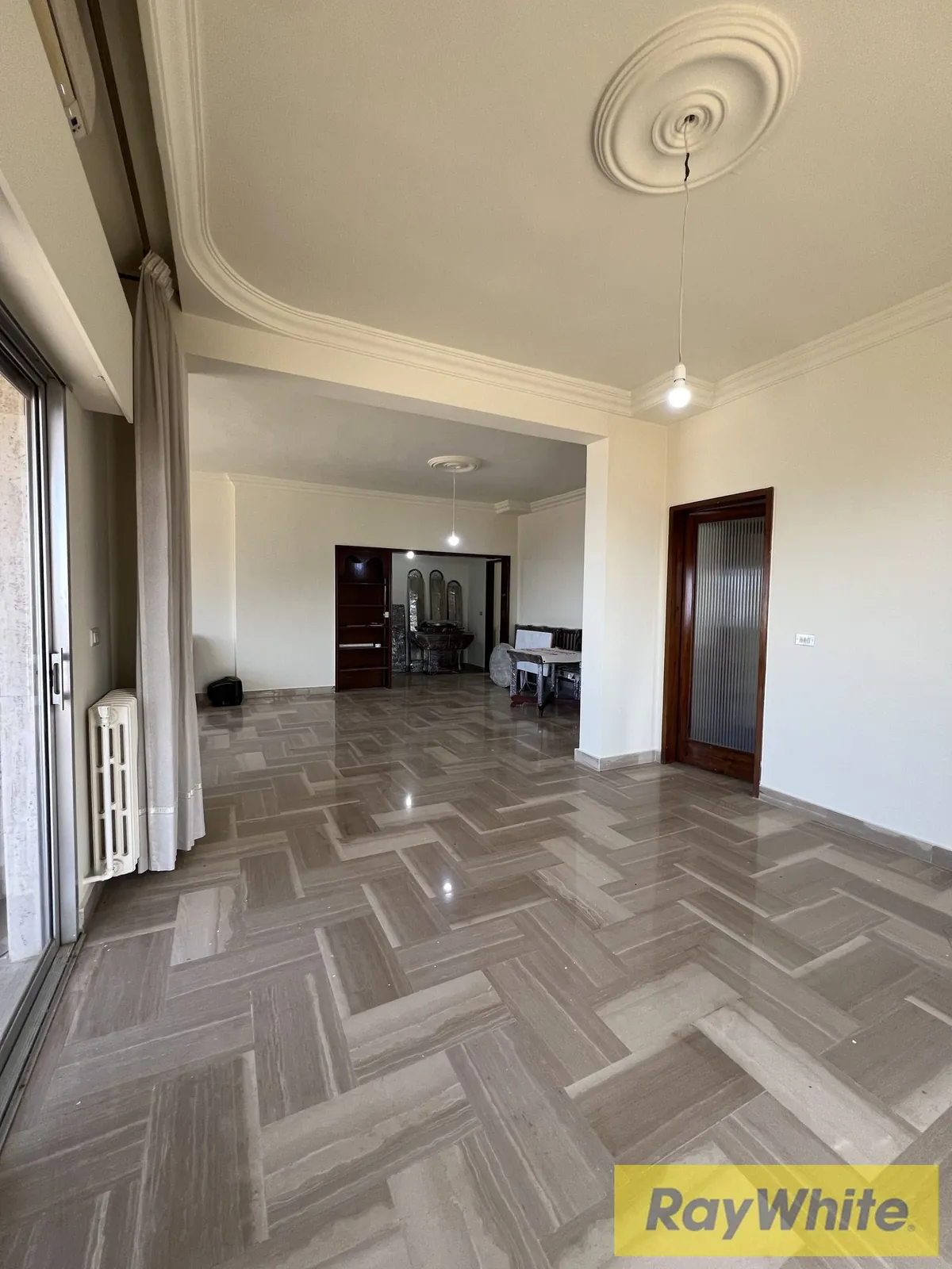 Apartment For Sale In Ain Saade – Sea View