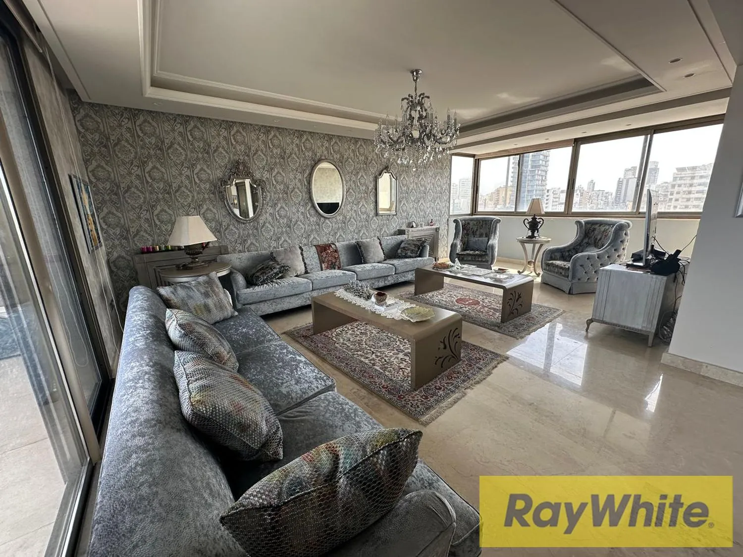 Duplex For Sale In Bechara El Khoury- Furnished — الصورة 3