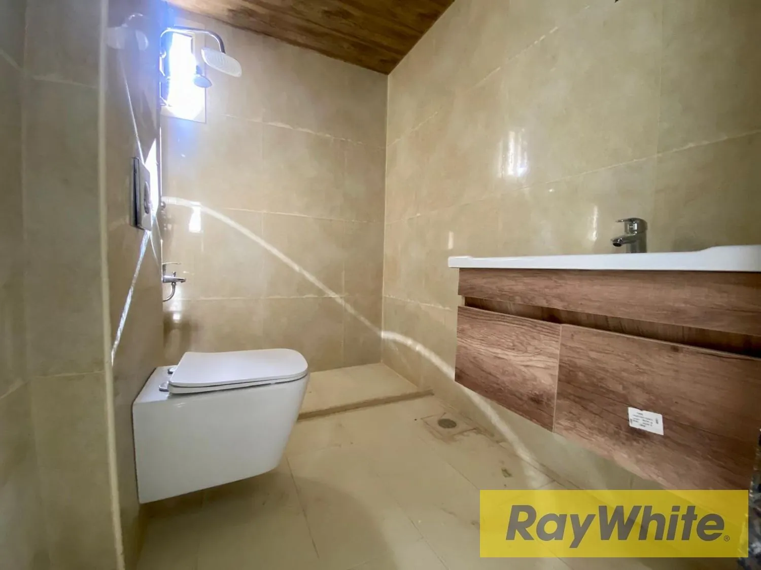 Spacious Apartment For Sale In Bolonia — photo 4