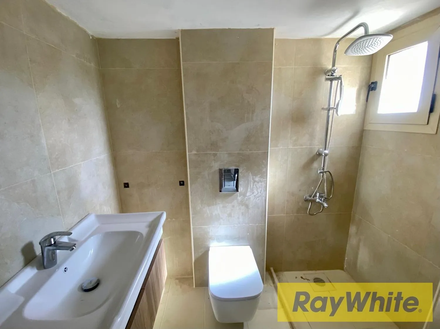 Spacious Apartment For Sale In Bolonia — photo 5